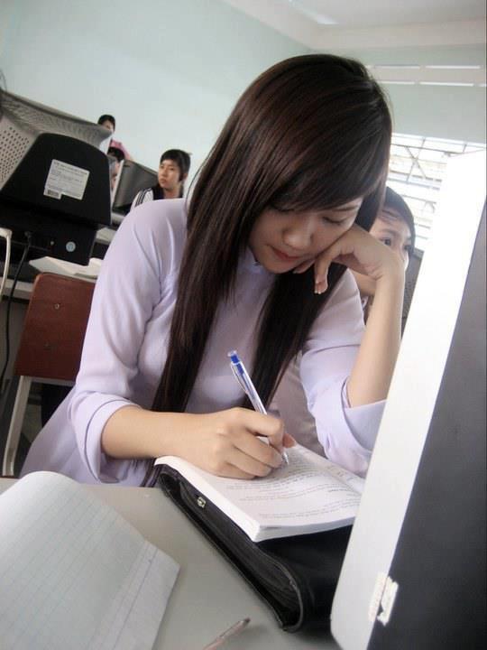 按摩房的女大學(xué)生