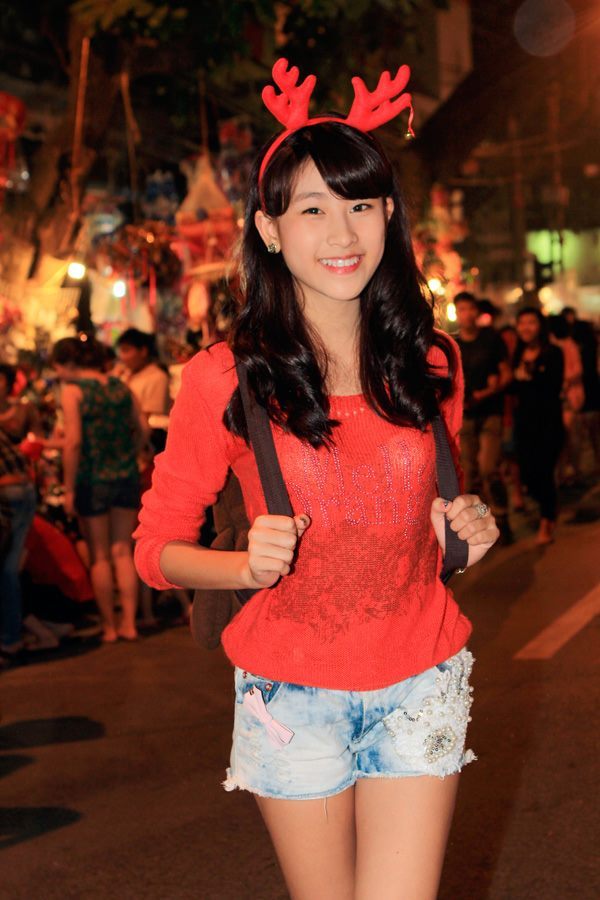 小雄淫男亂女