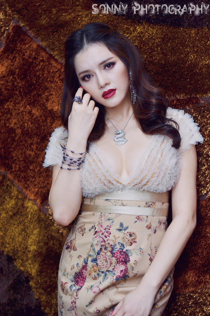 少婦后進(jìn)式瘋狂動(dòng)態(tài)圖視頻