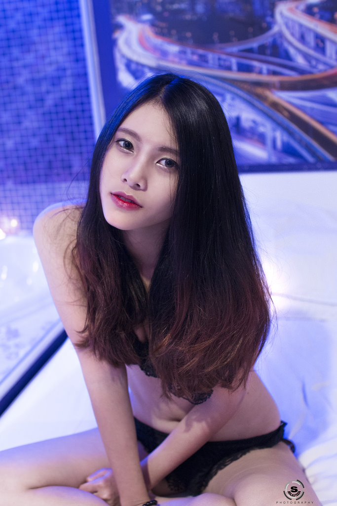 性做爰免費(fèi)視頻播放